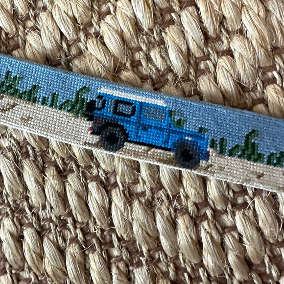 Smathers & Branson Beach Truck Needlepoint Belt - Picture 7 of 16